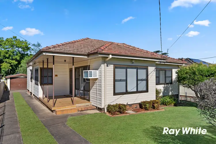 10 Omaroo Avenue, Doonside NSW 2767