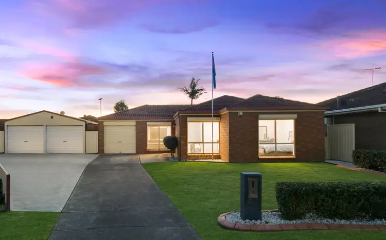 22 Fortinbras Close, Rosemeadow NSW 2560
