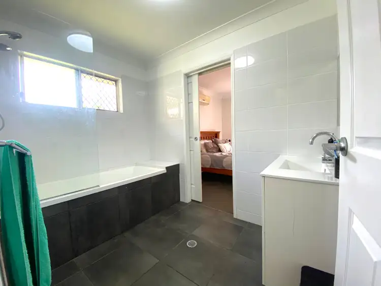 Seventh view of Homely house listing, 4 Kyra Close, Burdell QLD 4818