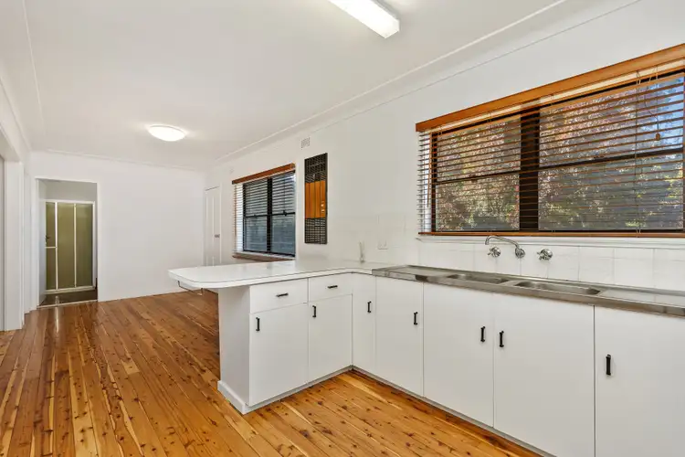 Sixth view of Homely house listing, 29 Bellevue Parade, Kooringal NSW 2650