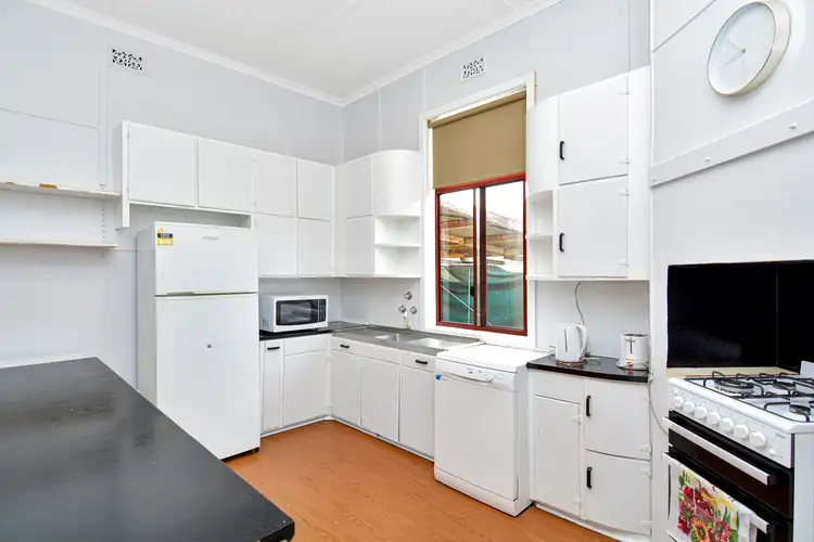 Seventh view of Homely house listing, 8 Emmett Street, Ouyen VIC 3490