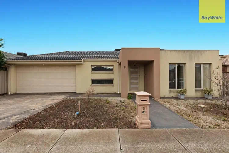 Main view of Homely house listing, 5 Cunningham Chase, Burnside Heights VIC 3023