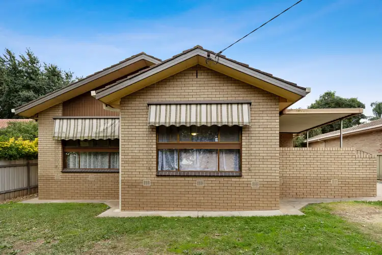67 Fay Avenue, Kooringal NSW 2650