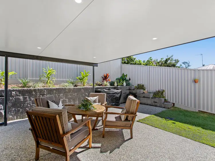 9/38-40 Robert Street, Labrador QLD 4215