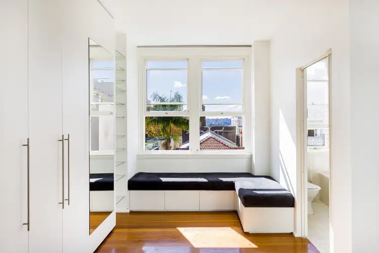 Third view of Homely studio listing, 408/3-5 Greenknowe Avenue, Elizabeth Bay NSW 2011