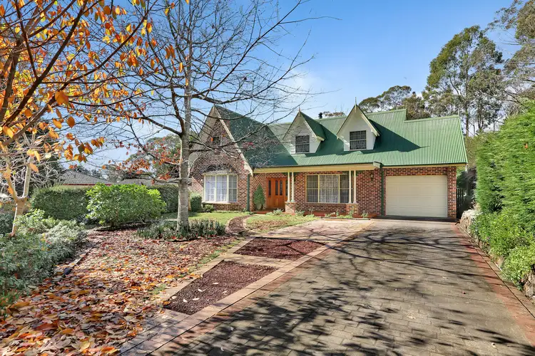 11 Jubilee Avenue, Blackheath NSW 2785