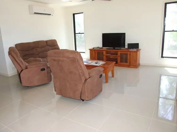 Third view of Homely house listing, 3/19 Thistle Street, Blackall QLD 4472