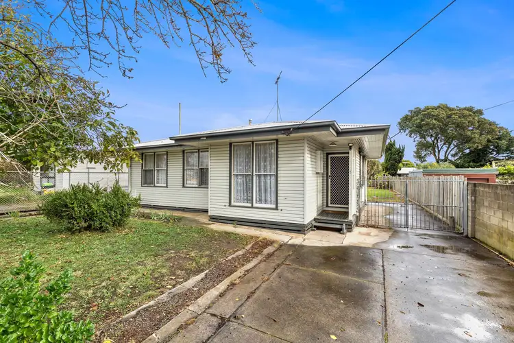 Second view of Homely house listing, 5 Gardenia Grove, Norlane VIC 3214