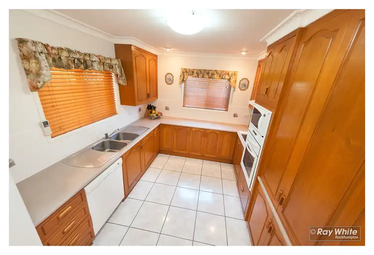 Sixth view of Homely house listing, 5 Lanham Court, Frenchville QLD 4701