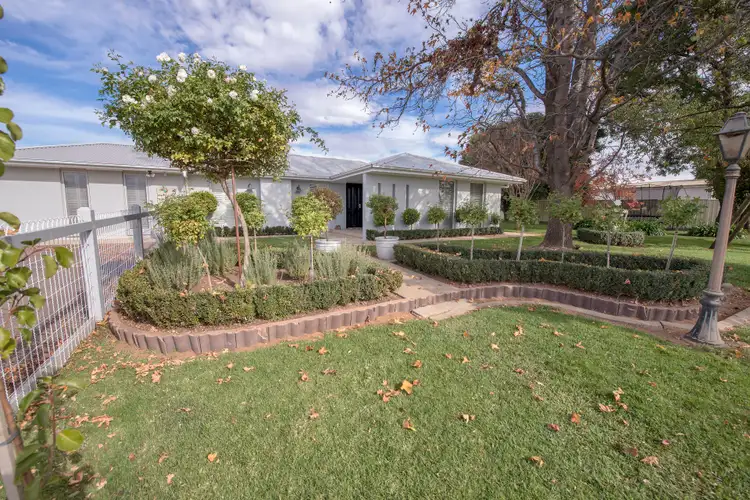 58 Magee Road, Beverford VIC 3590