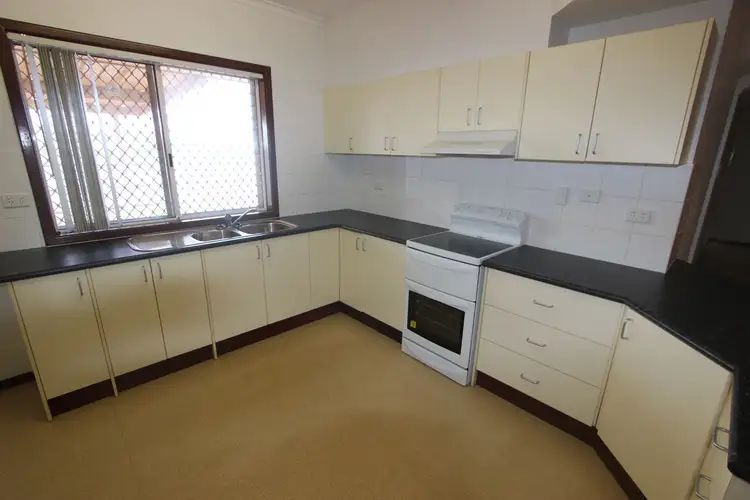 Fifth view of Homely house listing, 2 Hutton Court, Nickol WA 6714