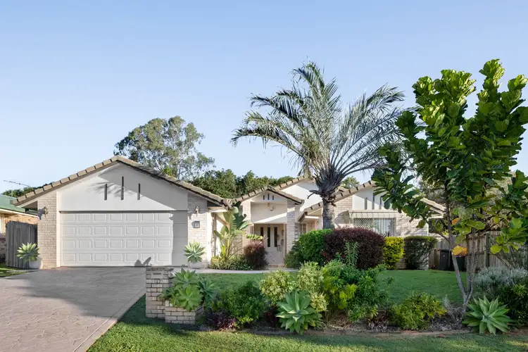 17 Lorenc Place, Bridgeman Downs QLD 4035