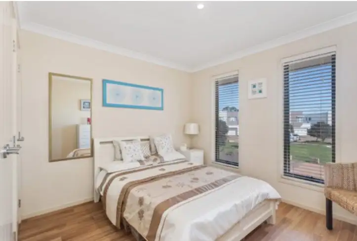Fifth view of Homely house listing, 2 Halyard Crescent, Hope Island QLD 4212