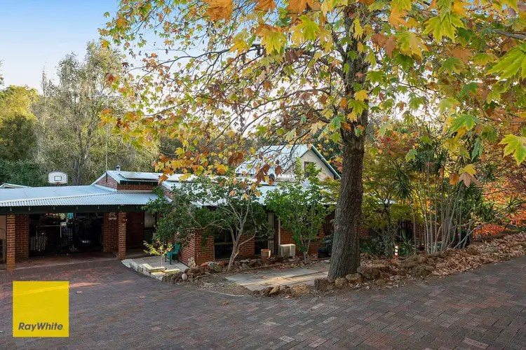 55 Coolinga Road, Lesmurdie WA 6076