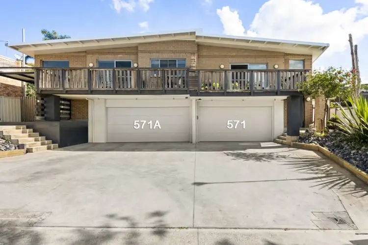 571 The Entrance Road