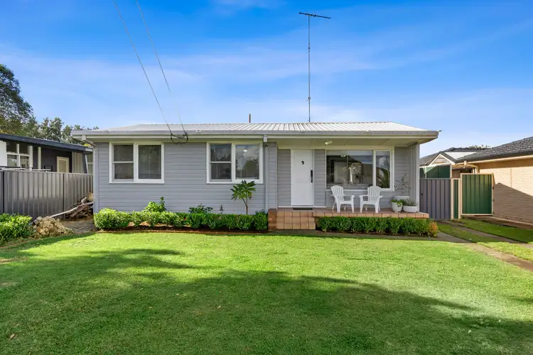 7 Reynolds Avenue, Hobartville NSW 2753
