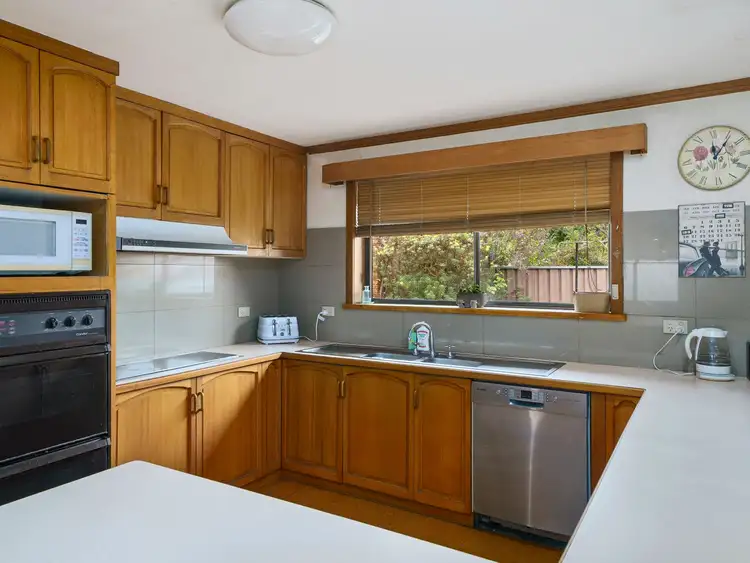 Fourth view of Homely house listing, 2 Watson Court, Myrtleford VIC 3737