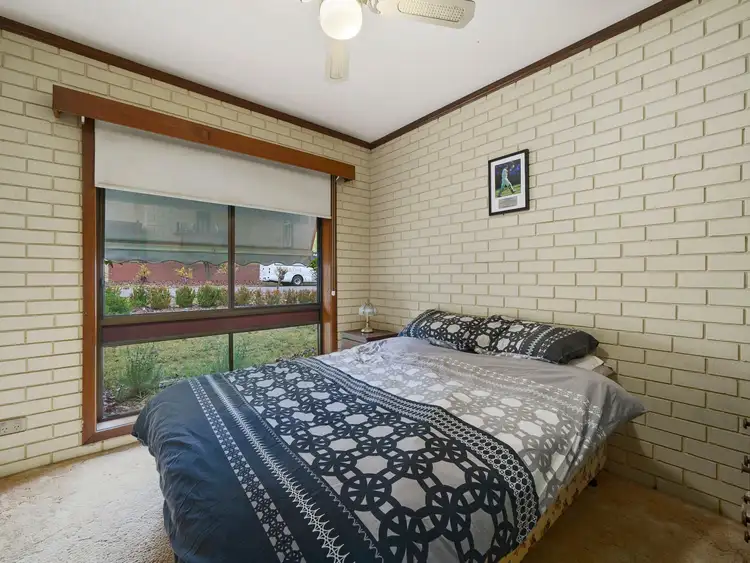 Seventh view of Homely house listing, 2 Watson Court, Myrtleford VIC 3737