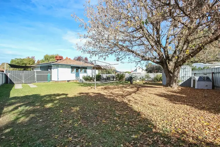 Second view of Homely house listing, 5 Kiama Street, Springdale Heights NSW 2641