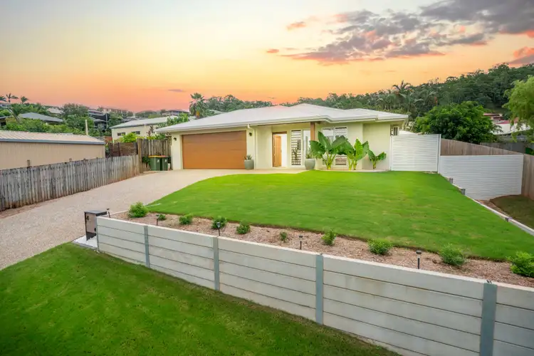 4 Barcoo Close, Bentley Park QLD 4869