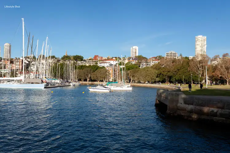 Third view of Homely apartment listing, 2/186 Boundary Street, Paddington NSW 2021
