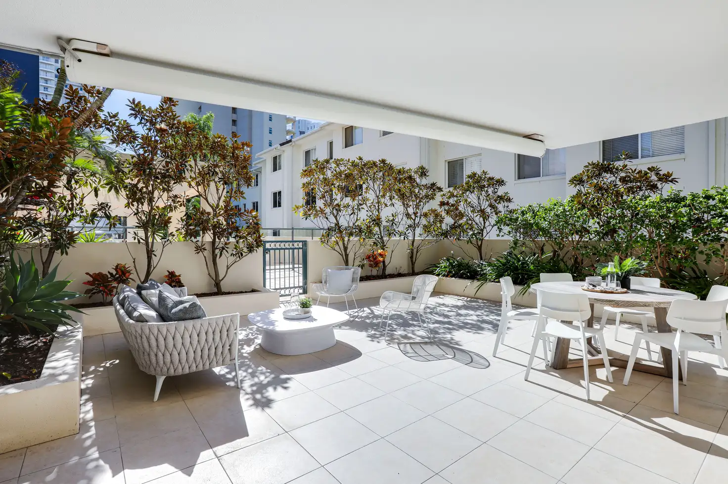 Main view of Homely apartment listing, 2/5-7 Cronin Avenue, Main Beach QLD 4217