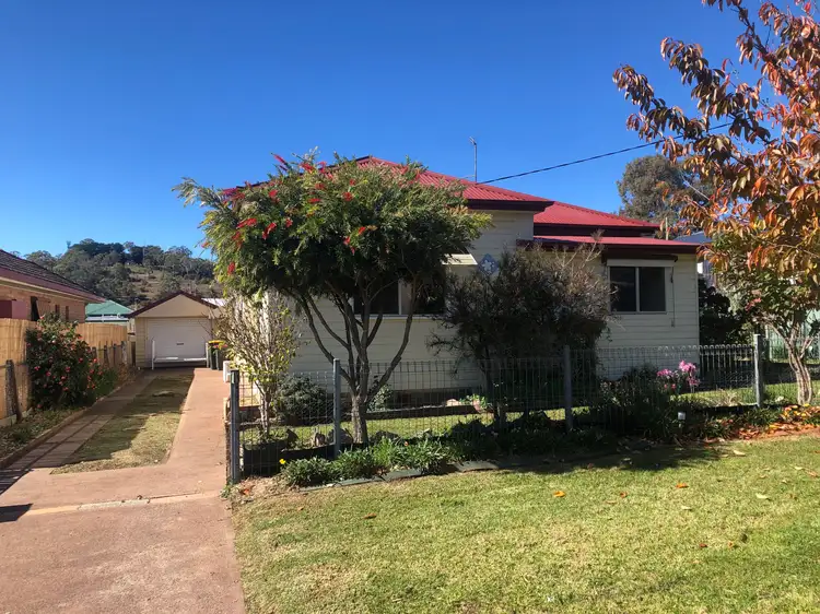 55 Oxford, Glen Innes NSW 2370
