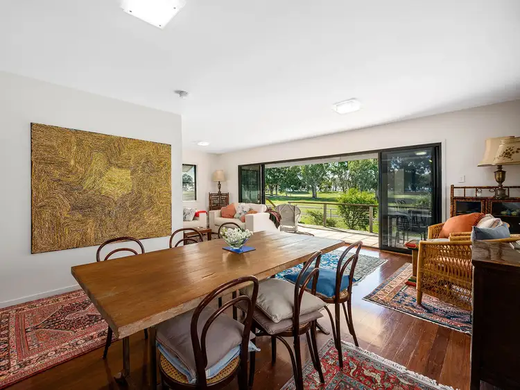 65 O'Quinn Street, Nudgee Beach QLD 4014