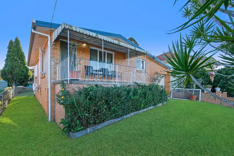 360 Webster Road, Stafford Heights QLD 4053