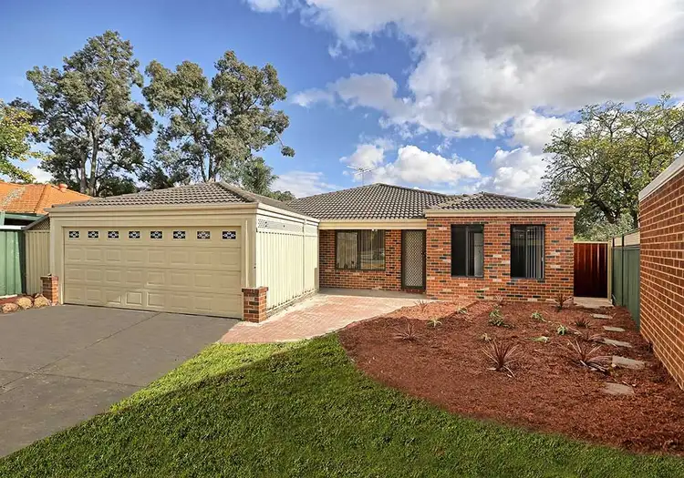 18 Helidor Place, Forrestfield WA 6058