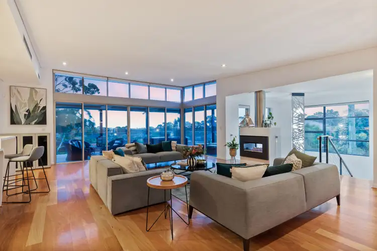 5 Gladman Way, Karrinyup WA 6018