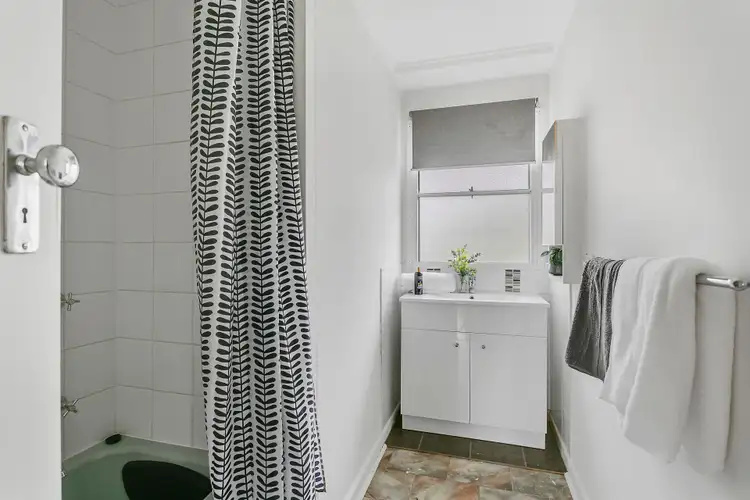 Sixth view of Homely house listing, 5 Manna Court, Frankston North VIC 3200