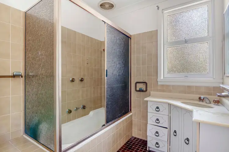 Fourth view of Homely house listing, 9 Curran Avenue, Macquarie Fields NSW 2564