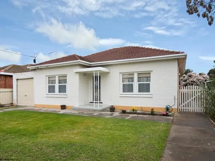 76 English Avenue, Clovelly Park SA 5042