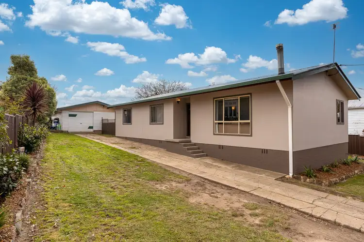 93 Queen Street, Oberon NSW 2787