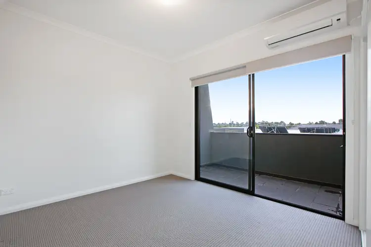 Fourth view of Homely townhouse listing, 25/1-27 Punt Street, Craigieburn VIC 3064