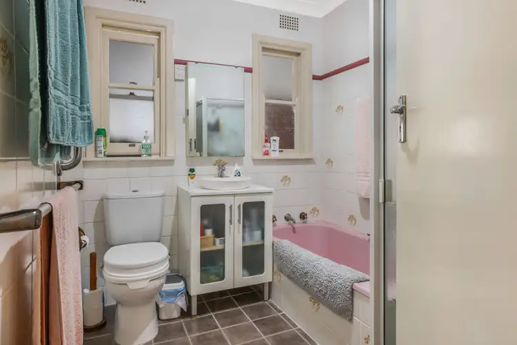 Sixth view of Homely house listing, 17 Hillvue Road, Tamworth NSW 2340