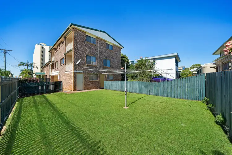 Fifth view of Homely unit listing, 3/21 Prince Edward Parade, Redcliffe QLD 4020
