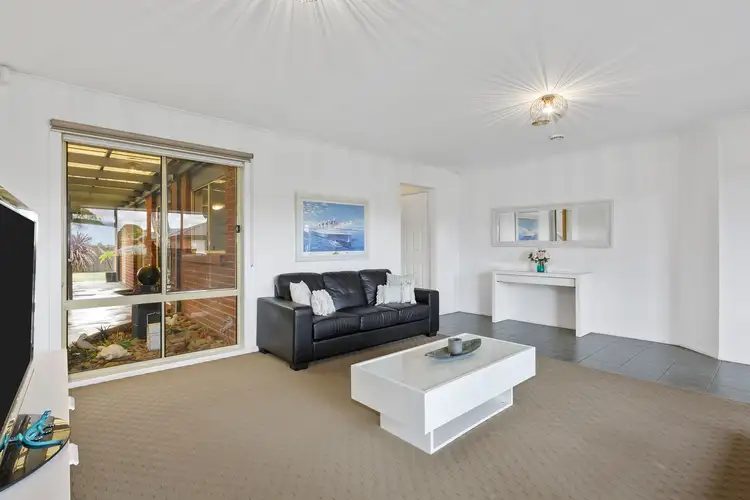 Sixth view of Homely house listing, 7 Ross Crescent, Skye VIC 3977
