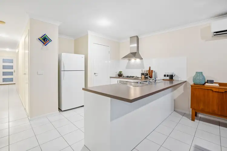 Sixth view of Homely house listing, 4 Sunnybrae Drive, Mernda VIC 3754