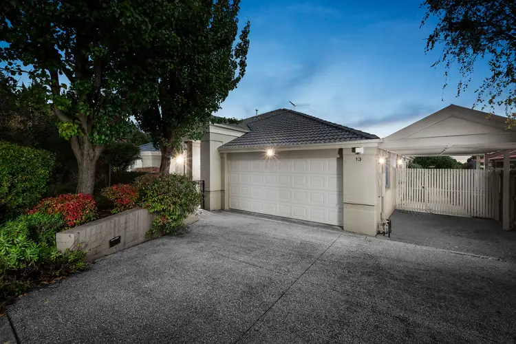 13 Glenview Place, Lysterfield VIC 3156