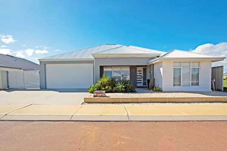 37 Bettong Avenue, Jurien Bay WA 6516