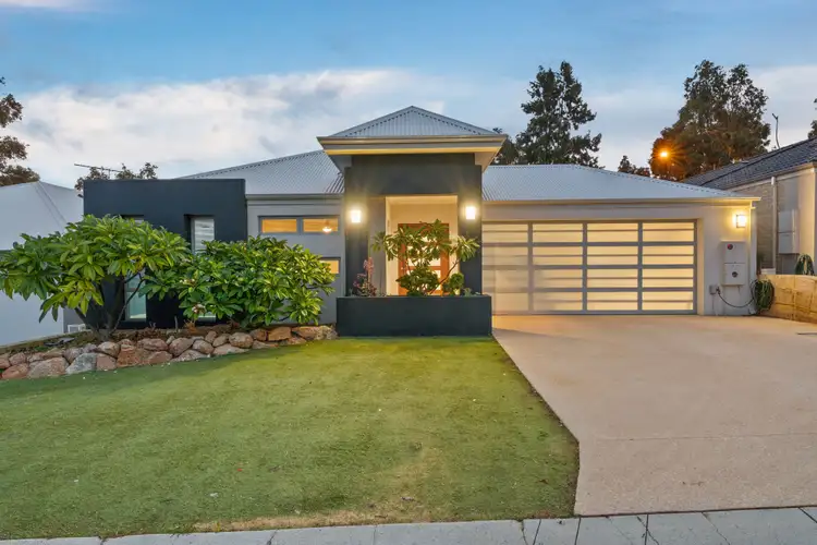 Second view of Homely house listing, 7 Fairvale Bend, Madeley WA 6065