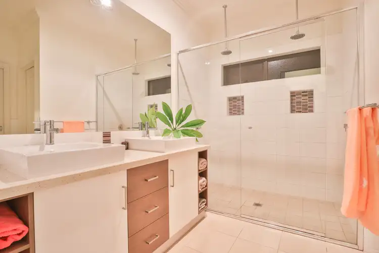 Seventh view of Homely house listing, 5 Sandhill Court, Mildura VIC 3500