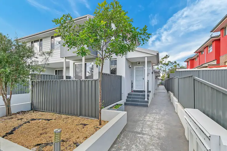 Main view of Homely villa listing, 8/25 Tungarra Road, Girraween NSW 2145