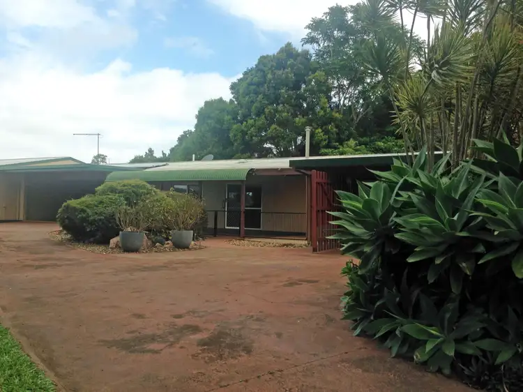 12 Wattle Close