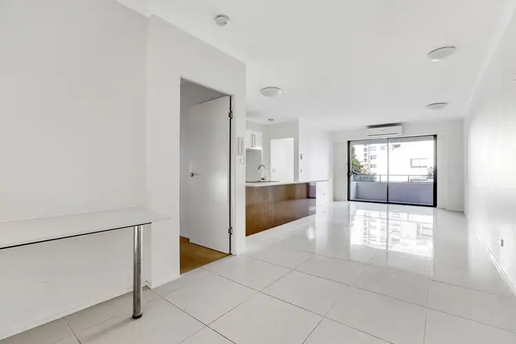 Fourth view of Homely apartment listing, 1/171 Scarborough Street, Southport QLD 4215