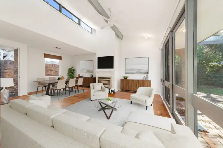 Fourth view of Homely house listing, 33 Barnet Close, Phillip ACT 2606