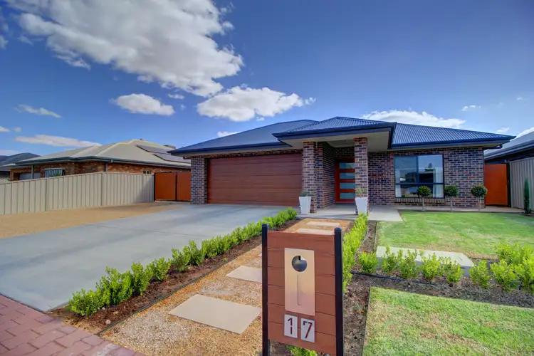 17 Barrington Street, Renmark SA 5341