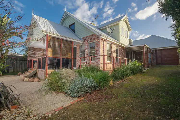 Second view of Homely house listing, 17 Mintbush Terrace, Langwarrin VIC 3910